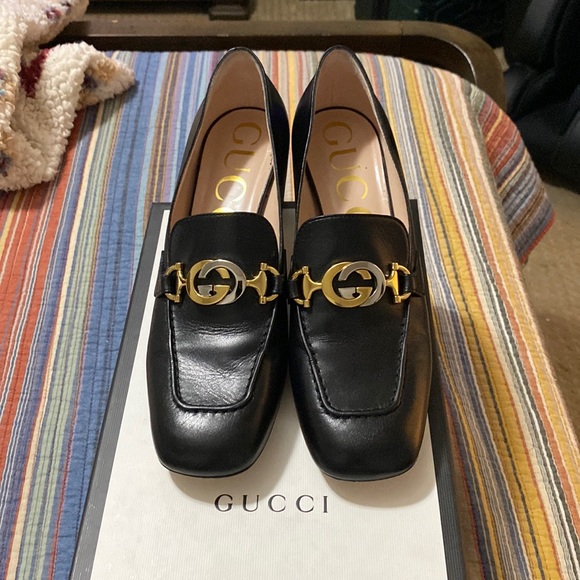 Authentic Gucci Heels - Picture 1 of 7